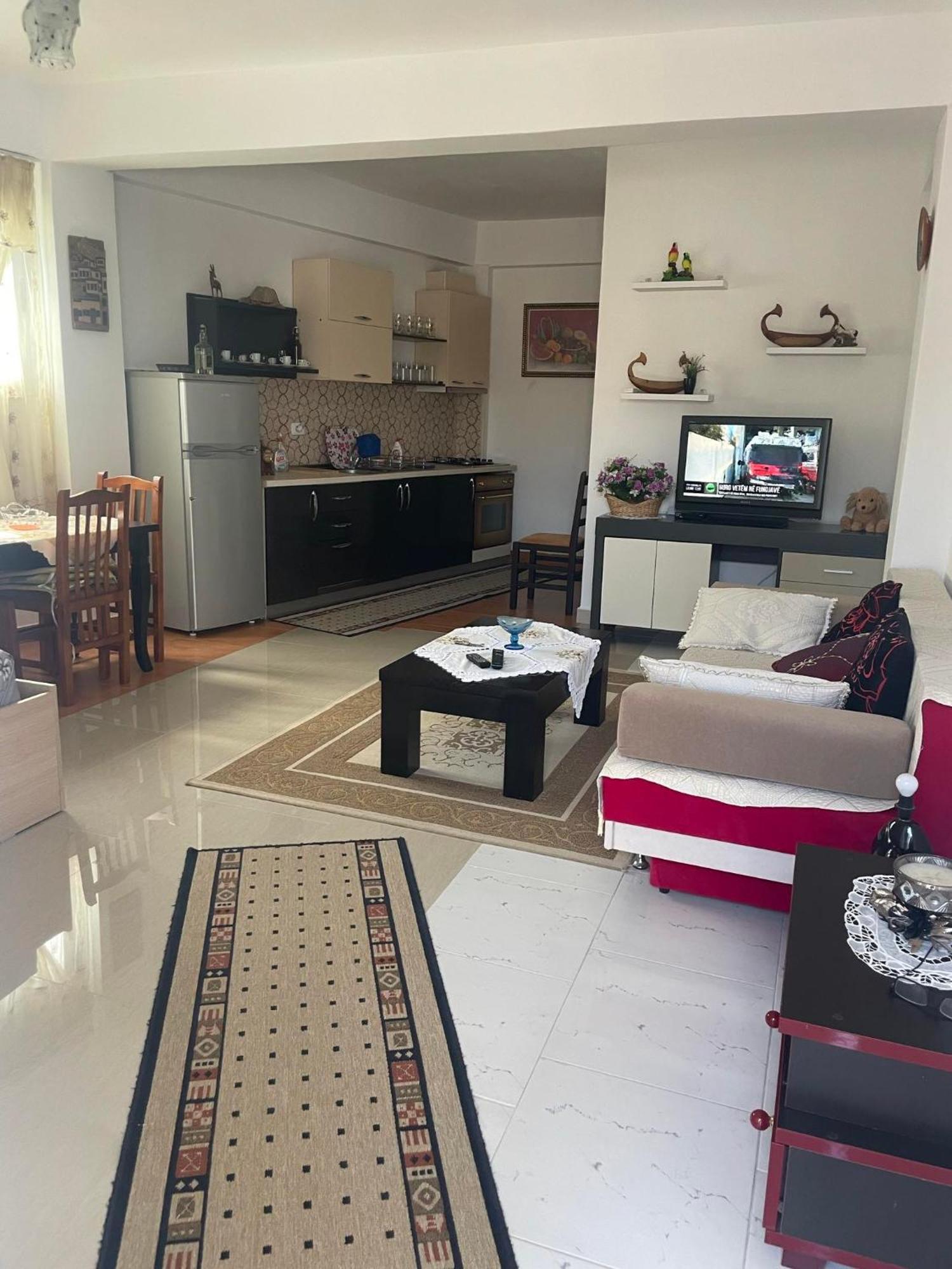 Vila Adriatik 1 Vlorë 外观 照片