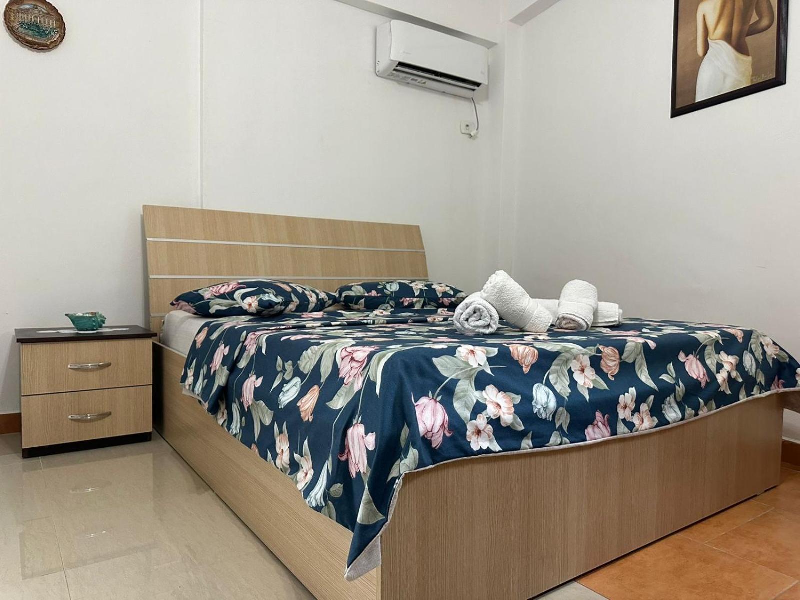 Vila Adriatik 1 Vlorë 外观 照片